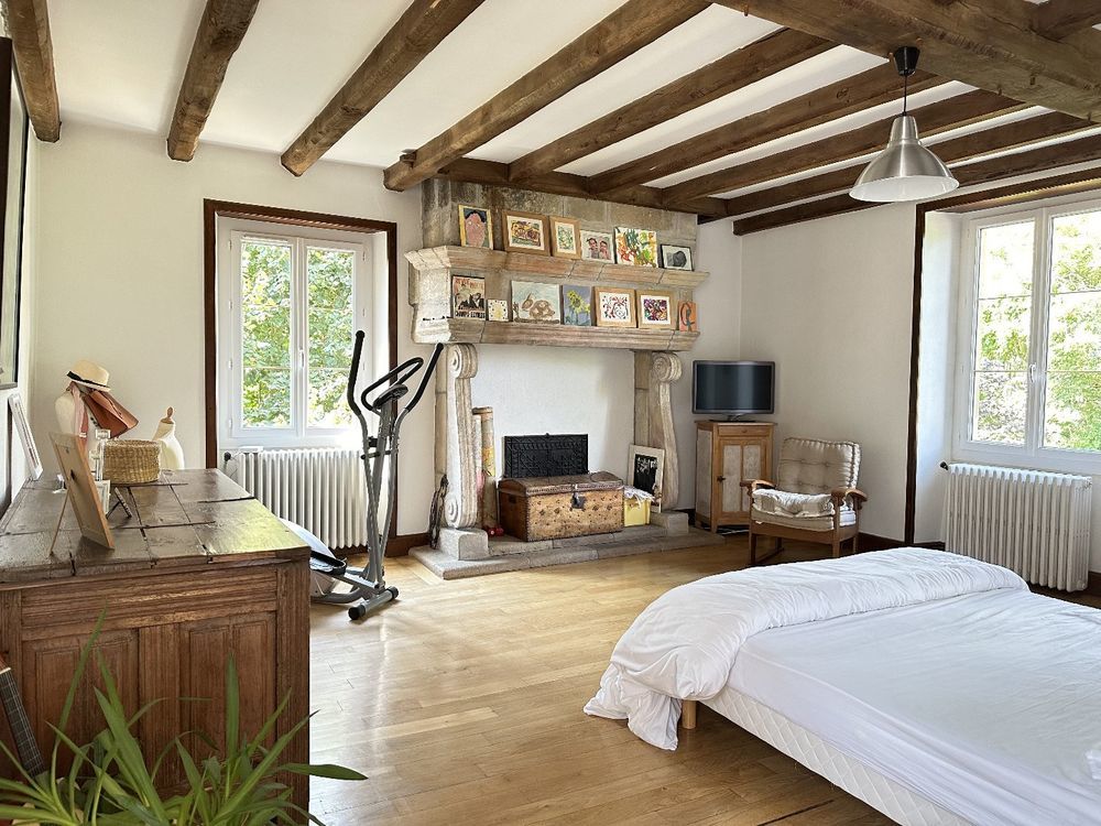 � vendre  Maison La Chapelle-aux-Saints (19120)