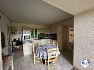  Maison � vendre 10 pi�ces 260 m�