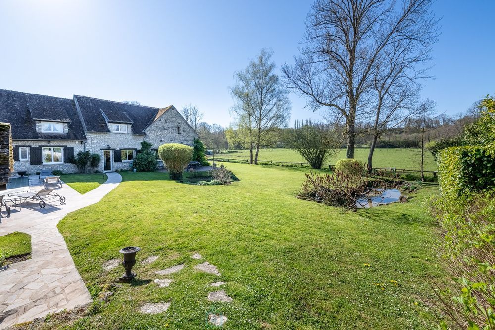 � vendre  Villa Fontainebleau (77300)