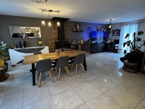   Maison Maison - 4 pi�ce(s) - 125 m�