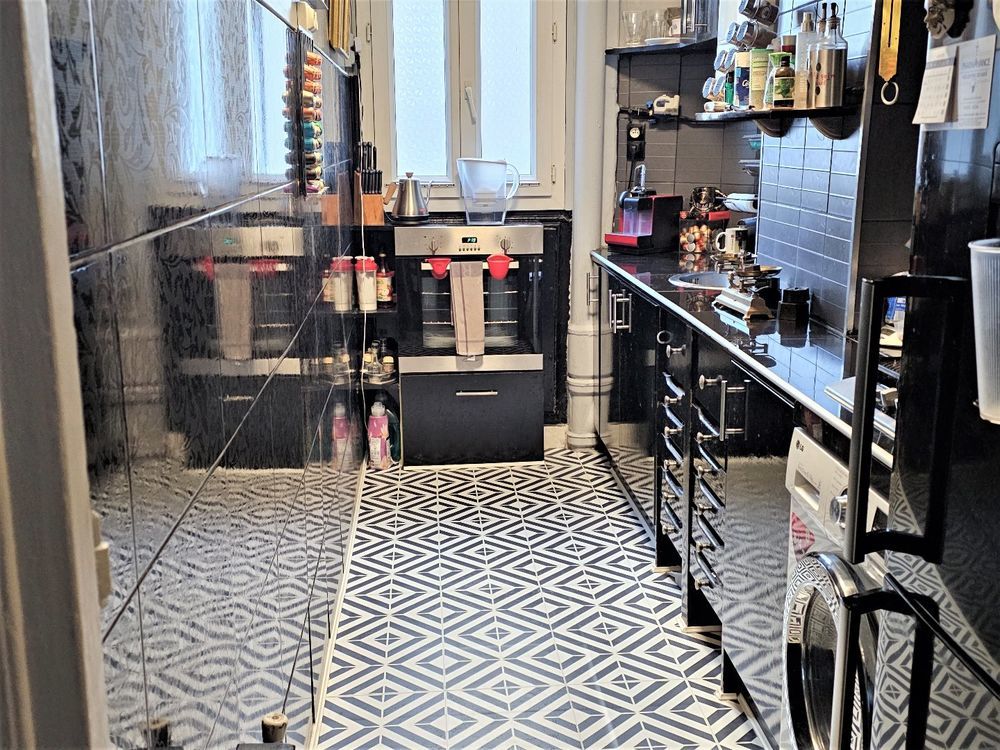 � vendre  Appartement Paris 18