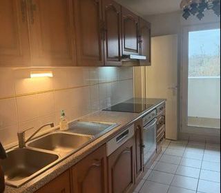  Appartement � louer 5 pi�ces 