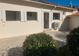  Maison � louer 2 pi�ces  Bordeaux