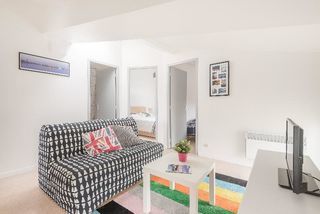  Appartement � louer 3 pi�ces  Bordeaux