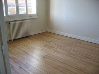  Maison � louer 5 pi�ces  Bordeaux