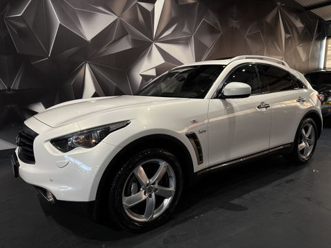 Infiniti Q70 3.0 D 238CH S PREMIUM BVA 2016 occasion Aubi&egrave;re 63170