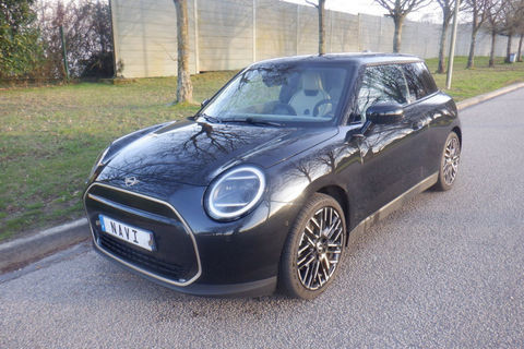 Mini MINI COUPE BEV LCI COOPER ELECTRIC E 184 CH FAVOURED 2024 occasion Bourg-Achard 27310