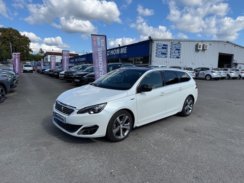 Peugeot 308 SW 1.2 PURETECH 130CH GT LINE TOIT PANO + DISTRIBUTION NEUVE 2016 occasion Puymoyen 16400