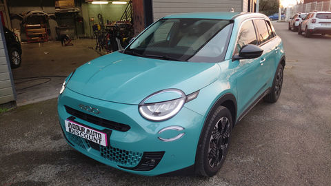Fiat Fiat 600 1.2 HYBRID 136CH LA PRIMA DCT6 2024 occasion Saint-Paul-l&egrave;s-Dax 40990