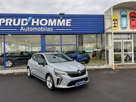 Renault Clio V 1.0 TCE 90CH EVOLUTION (GSR2) 2024 occasion Puymoyen 16400