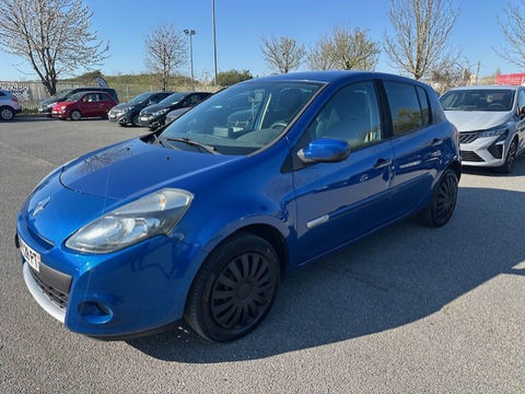 Renault Clio III 1.5 DCI 70CH TOMTOM 5P 2010 occasion Br&eacute;tigny-sur-Orge 91220