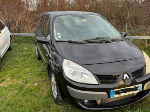 Renault Grand Sc&eacute;nic II 2.0 DCI 150CH EXPRESSION 5 PLACES 2007 occasion Noisy-le-Sec 93130
