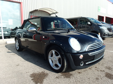 Mini Cooper ONE 90CH 2006 occasion Savi&egrave;res 10600