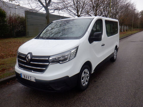 Renault Trafic L1 2.0 BLUE DCI 150CH S&S ZEN 9 PLACES E6E 2024 occasion Bourg-Achard 27310
