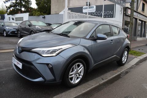 Toyota C-HR 1.8 HYBRIDE 122CH DYNAMIC BUSINESS E-CVT + PROGRAMME BEYOND 2023 occasion Saint-Maur-des-Foss&eacute;s 94100