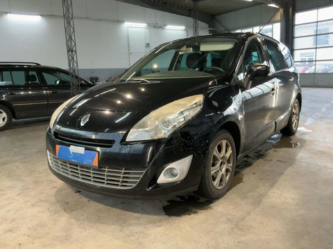 Renault Grand Sc&eacute;nic III 1.9 DCI 130CH FAP BOSE EURO5 5 PLACES 2011 occasion CLOUANGE 57185