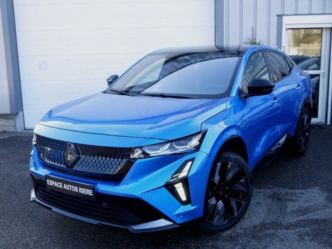 Renault Rafale 1.2 E-TECH FULL HYBRID 200CH 4 CONTROL ESPRIT ALPINE 2025 occasion La C&ocirc;te-Saint-Andr&eacute; 38260