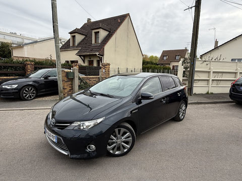 Toyota Auris HSD 136H SKYBLUE 2014 occasion PIERRELAYE 95480