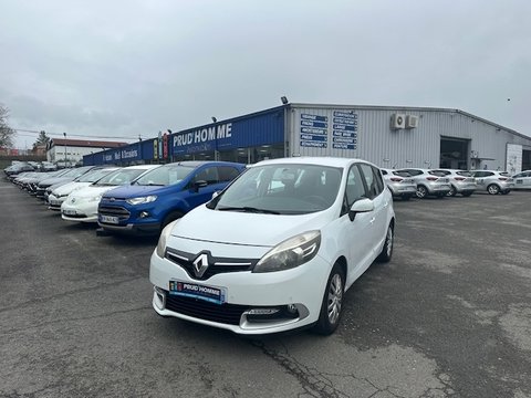 Renault Grand Sc&eacute;nic III 1.2 TCE 130CH ENERGY LIFE 7 PLACES 2014 occasion Puymoyen 16400
