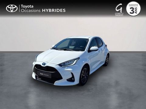 Toyota Yaris 116h Design 5p MY22 2022 occasion Orange 84100