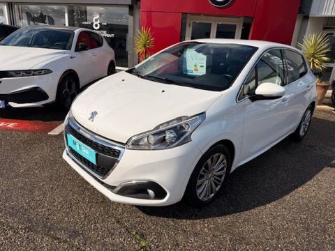Peugeot 208 1.2 PureTech 82ch E6.c Allure 5p 2019 occasion Arles 13200