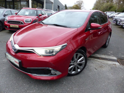 Toyota Auris HSD 136H DYNAMIC BUSINESS 2015 occasion Mont&eacute;vrain 77144