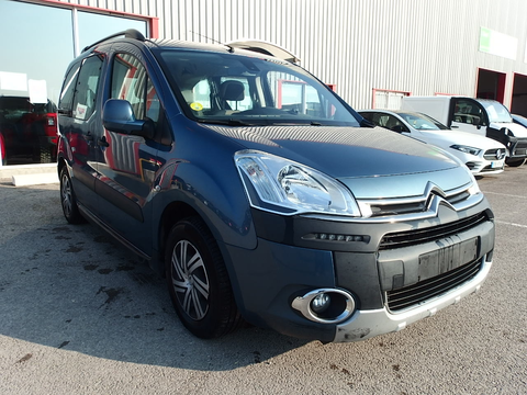 Citro&euml;n Berlingo 1.6 E-HDI90 AIRDREAM XTR + II ETG6 5P 2015 occasion Savi&egrave;res 10600