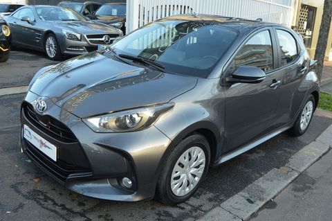Toyota Yaris 116H DYNAMIC BUSINESS 5P + PROGRAMME BEYOND ZERO ACADEMY MY2 2022 occasion Saint-Maur-des-Foss&eacute;s 94100