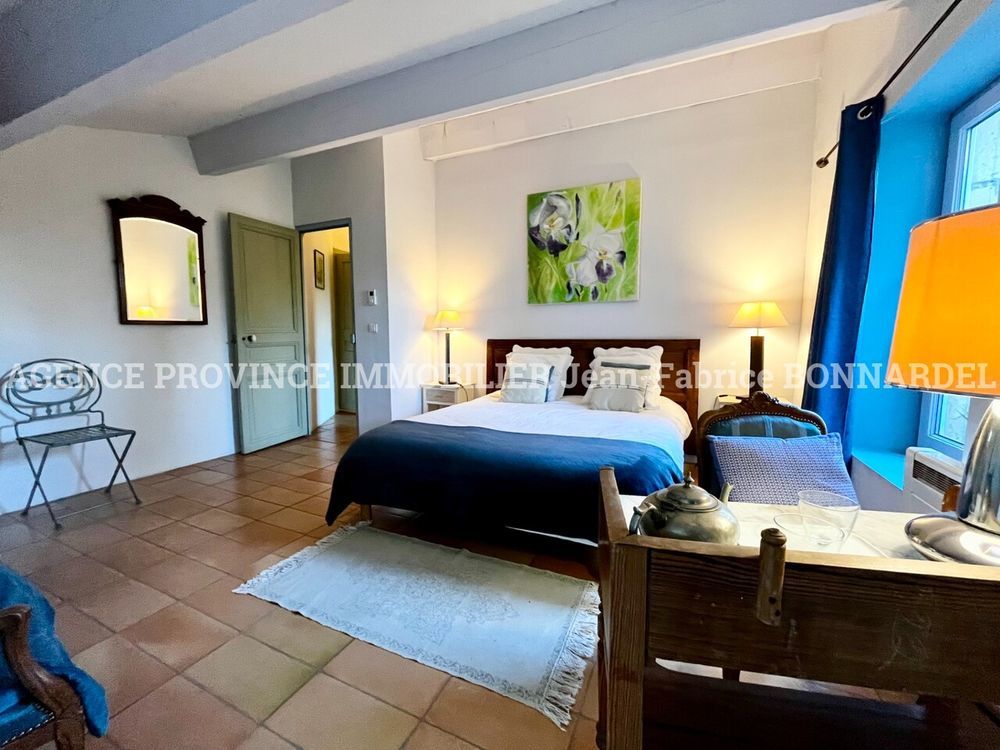 � vendre  Maison Suze-la-Rousse (26790)