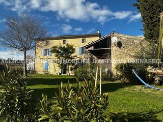  Propri�t�/ch�teau � vendre 5 pi�ces 385 m�