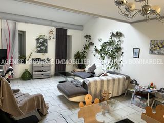  Immeuble � vendre 8 pi�ces 268 m�