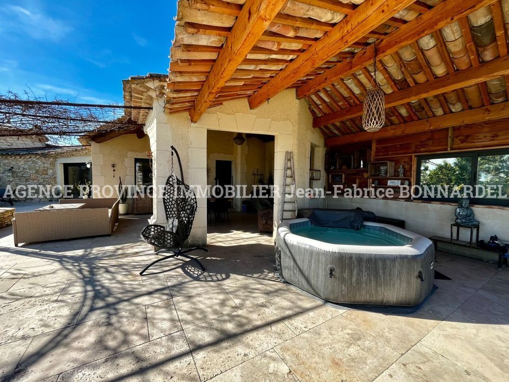 � vendre  Maison Sainte-C�cile-les-Vignes (84290)