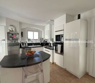  Maison � vendre 8 pi�ces 140 m�