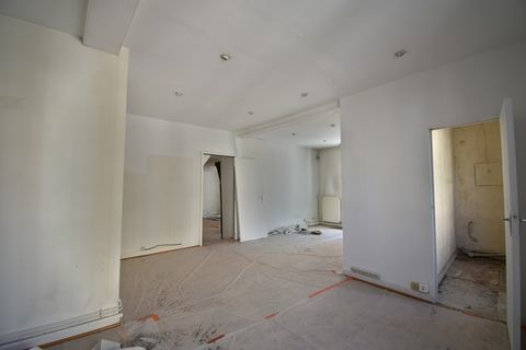 Local/bureau &agrave; louer CHARTRES (28) 2300 28000 Chartres