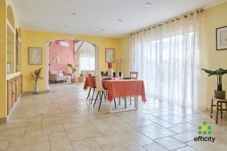  Maison � vendre 5 pi�ces 204 m�