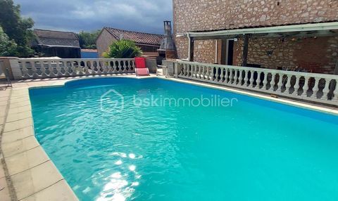   Grande maison en pierre ,6 chambres ,piscine terrasse ... axe albi-rodez proche Maison - 11 pi�ce(s) - 236 m�