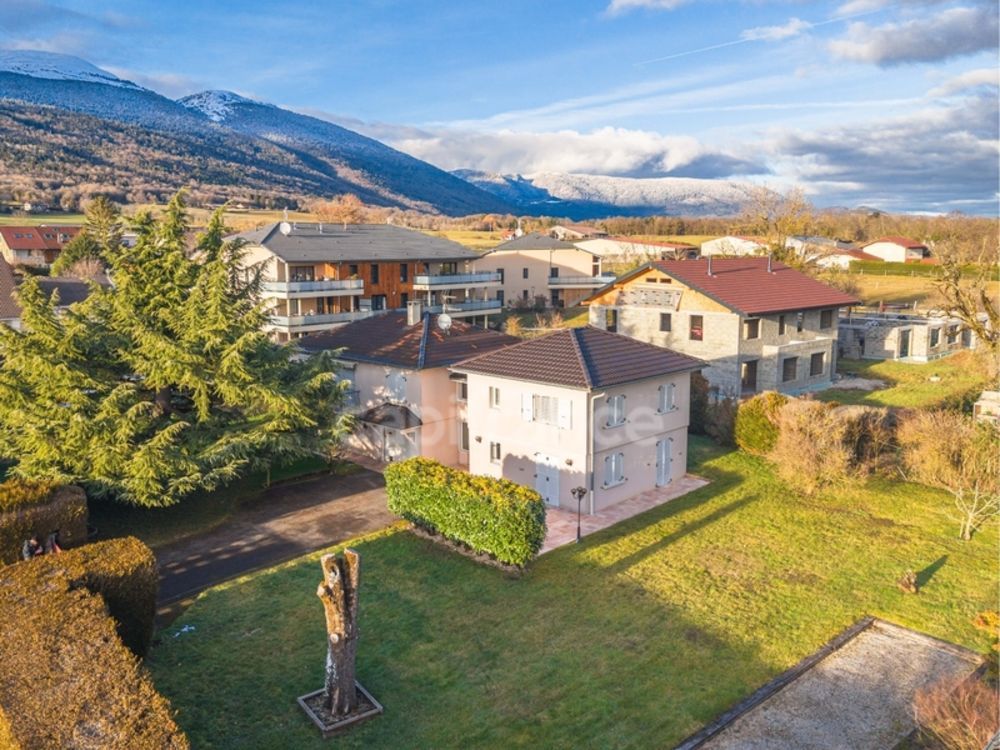 � vendre  Maison Crozet (01170)