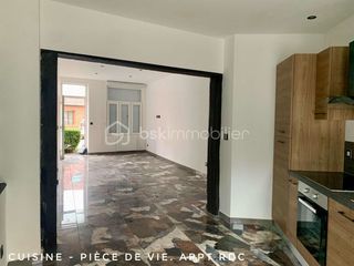  Immeuble � vendre 14 pi�ces 400 m�