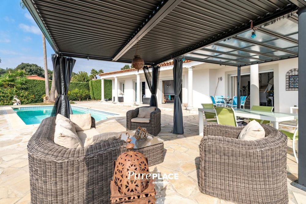 � vendre  Maison Antibes (06600)