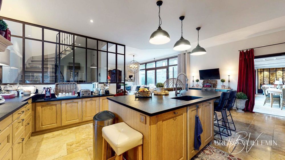 � vendre  Propri�t�/ch�teau Carcassonne (11000)