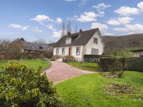   Proximit� de Honfleur - Maison familiale avec vue mer � 143 m� � 4 chambres dont une en RDC - Garage 80 m� � Terrain 1 234 m� � Maison - 6 pi�ce(s) - 143 m�