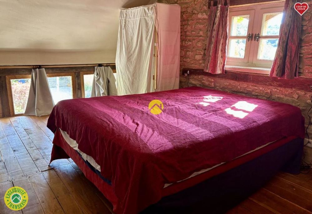 � vendre  Maison Sainte-Alv�re (24510)