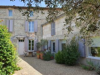  Maison � vendre 10 pi�ces 260 m�