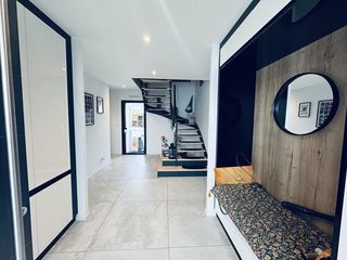  Villa � vendre 8 pi�ces 180 m�