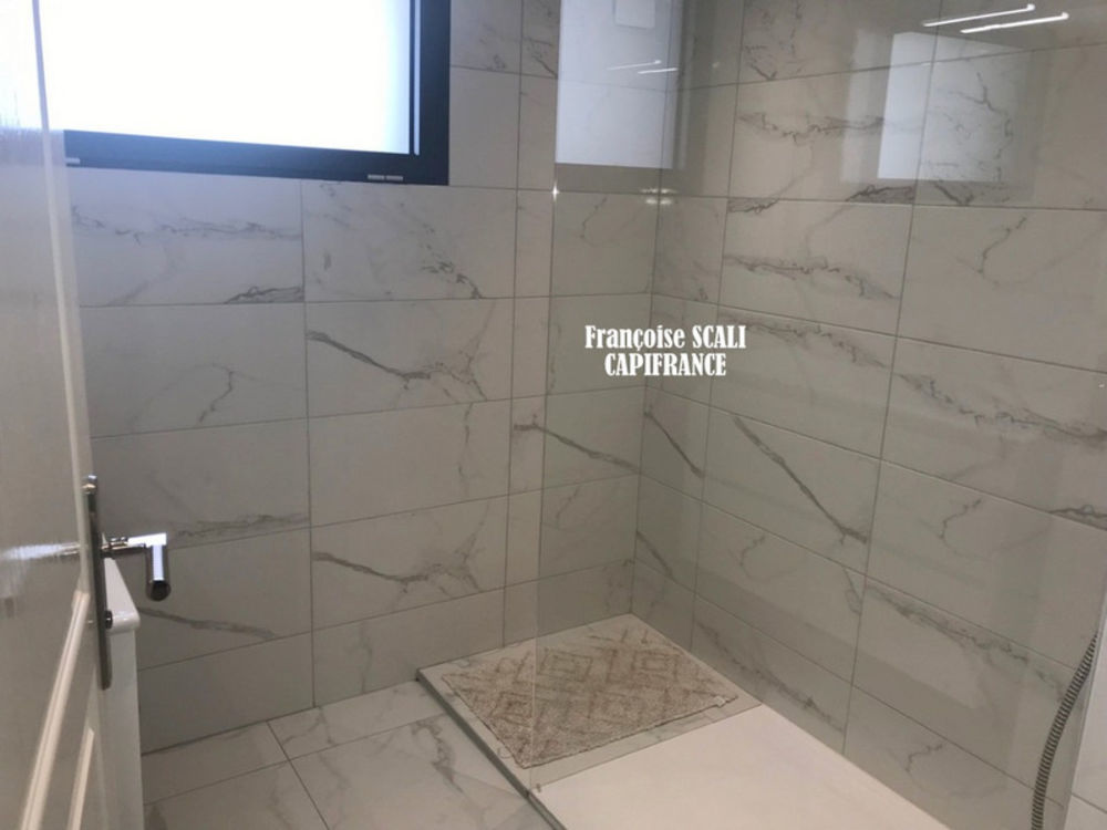 � vendre  Maison Saint-Rapha�l (83700)