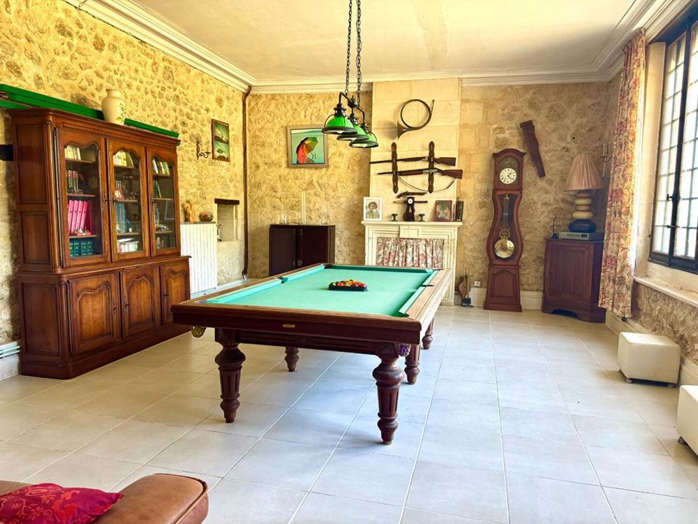 � vendre  Propri�t�/ch�teau Bordeaux (33000)