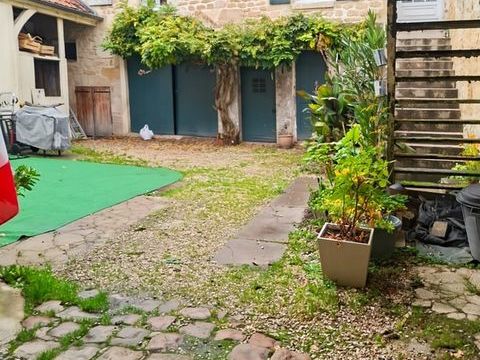   T3 Duplex � R�nover � Centre Pr�cy-sur-Oise Appartement - 3 pi�ce(s) - 45 m�