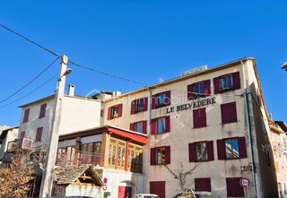  Immeuble � vendre 10 pi�ces 240 m�