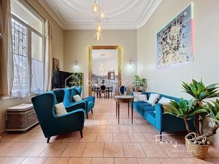  Propri�t�/ch�teau � vendre 8 pi�ces 270 m�