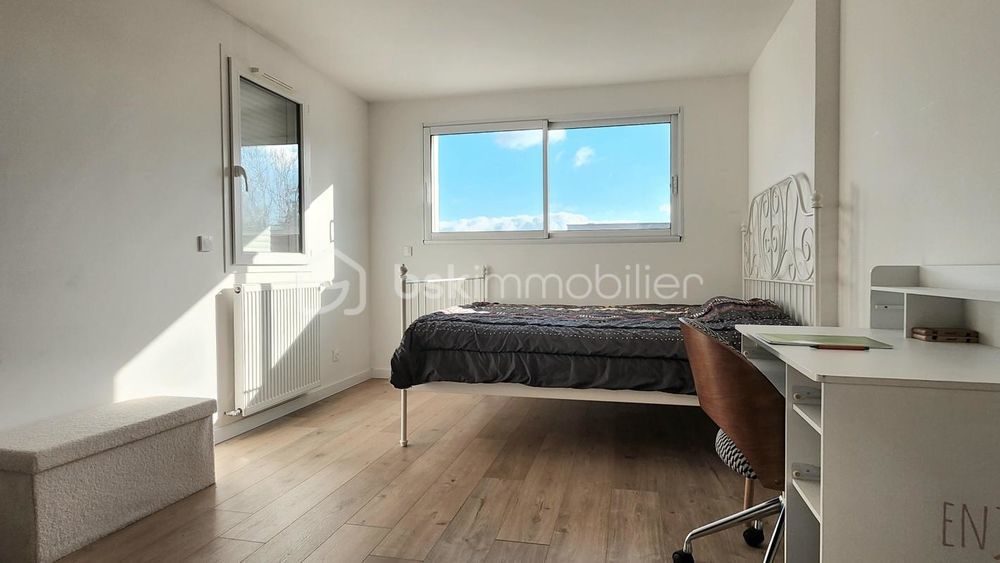 � vendre  Maison Gex (01170)